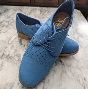 Women's Blue Hotter Brand Shoes size 9.5 Saltburn